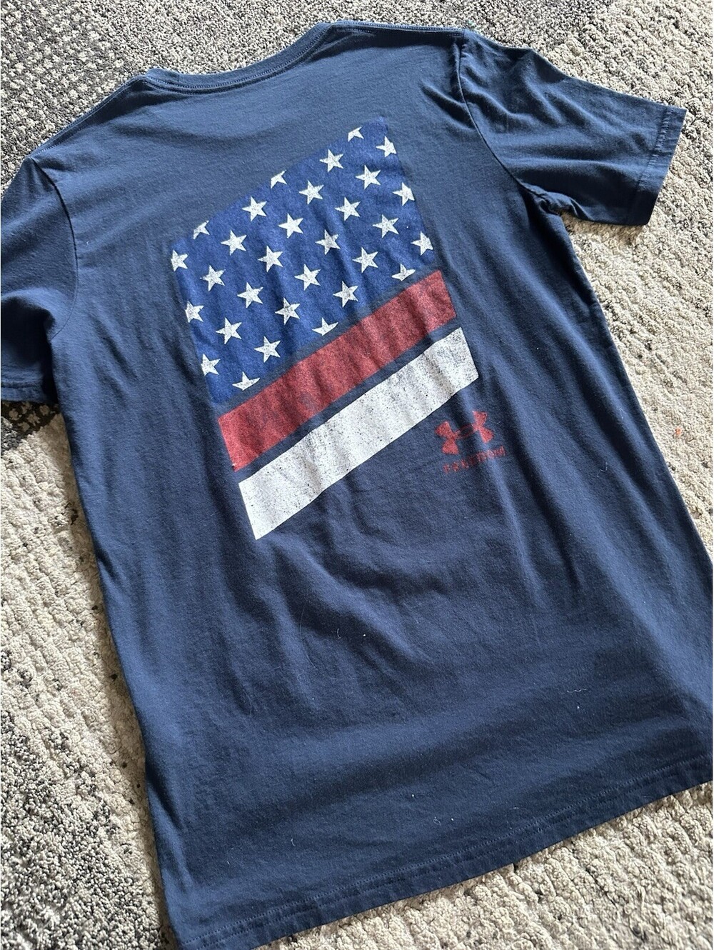 Under Armour Men’s Blue USA Flag Graphic Logo Crew Neck SS T-Shirt Size S